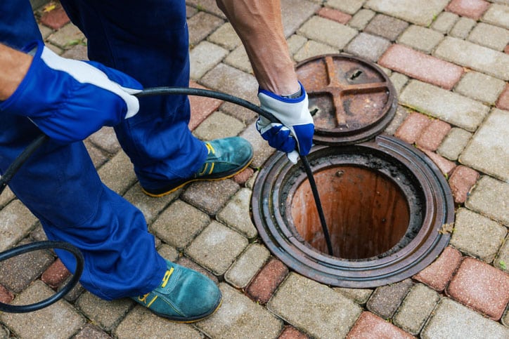 Sewer Draining in Livonia, MI